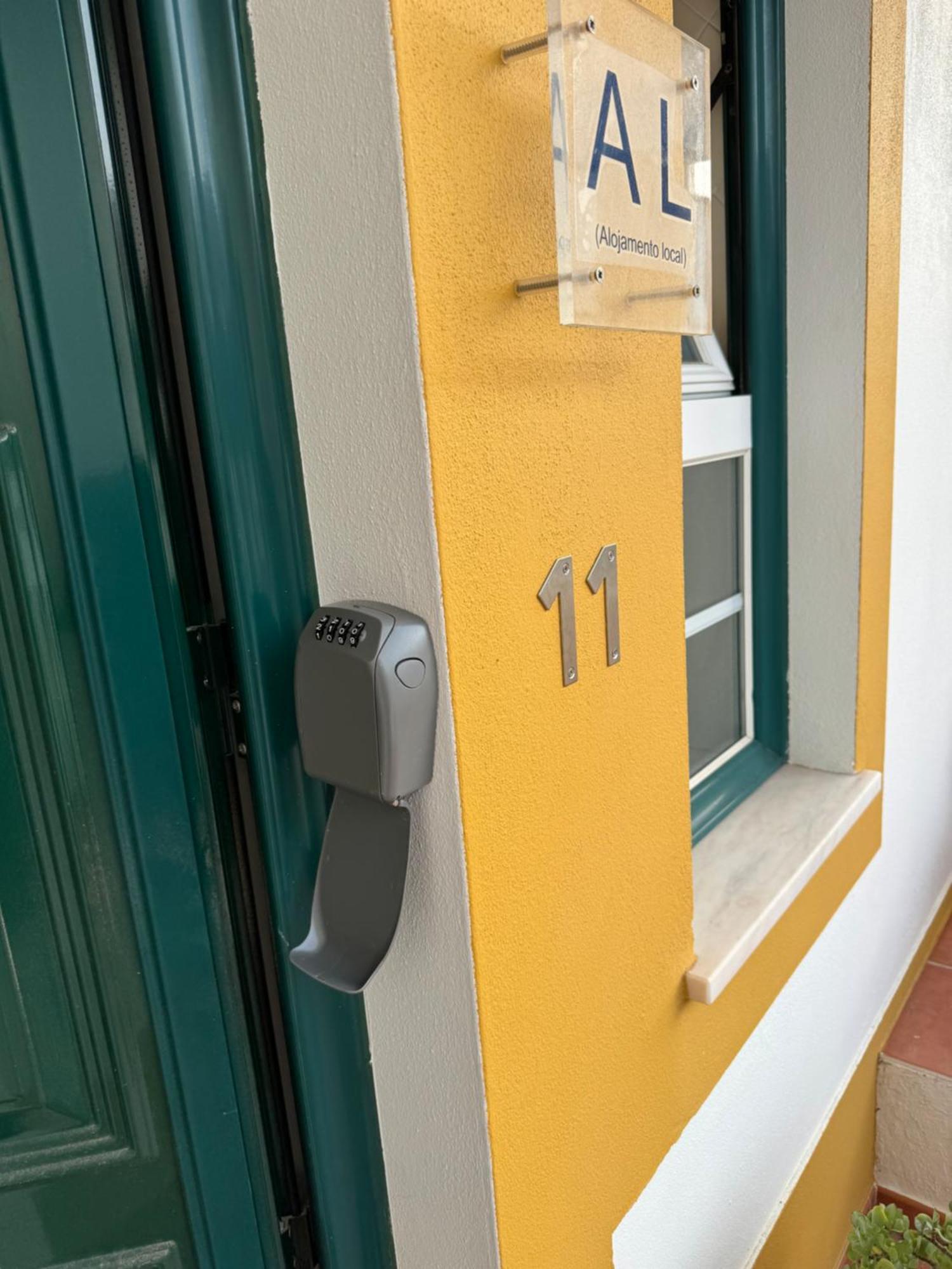 Quarto Duplo Com Terraco E Casa De Banho Privativa - Em Casa De Praia Em Almograve - Trilho Dos Pescadores Odemira Exterior foto
